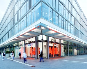ABB, 산업용 차량 및 선박 전기화 사업 확대한다